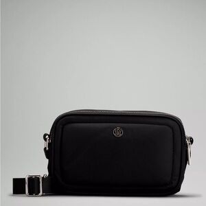 Lululemon Crossbody Camera Bag 2L